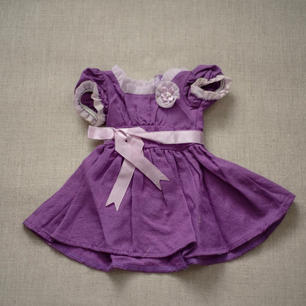 American Girl Emily Bennet Holiday Outfit